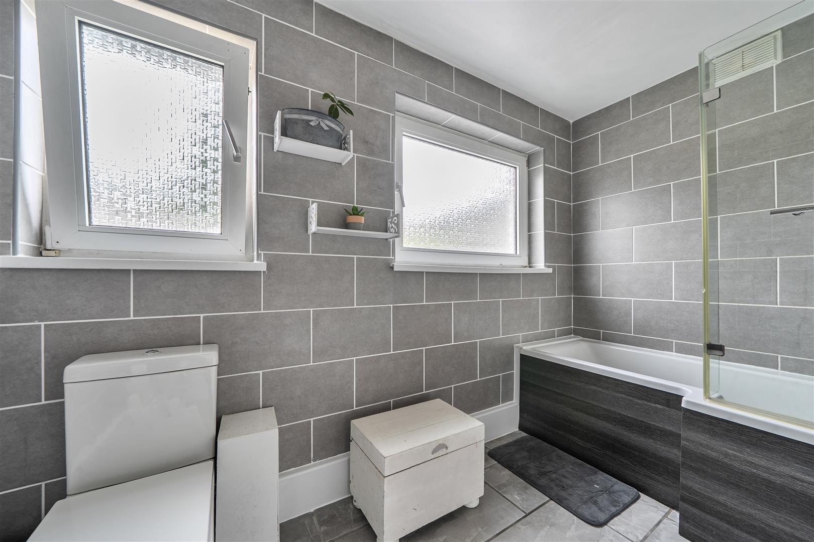 Frederick Place, Llansamlet, Swansea, SA7 9TS